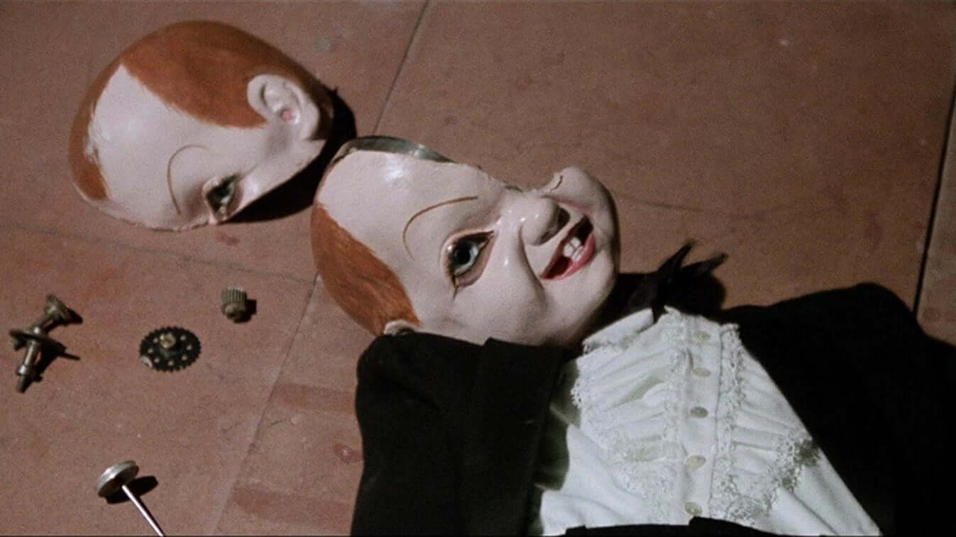 deep red movie essential giallo 13 Essential Giallo Horror Films to Kickstart Your Obsession with Italian Horror! 11 deep red 1975 essential giallo horror