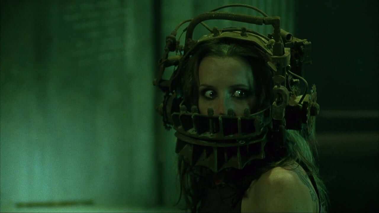 saw 2004 reverse bear trap Making Sense of the SAW Series: The Entire SAW Franchise, Explained 12 saw 2004 reverse bear trap
